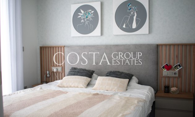 Resale - Villa -
Orihuela - Los Altos