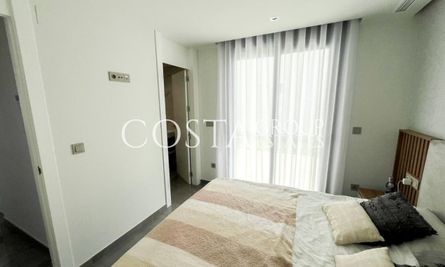 Resale - Villa -
Orihuela - Los Altos