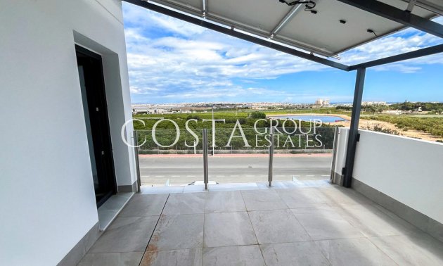 Resale - Villa -
Orihuela - Los Altos