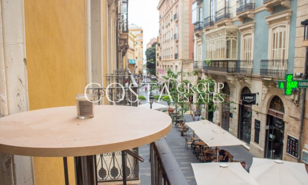 Resale - Apartments -
Alicante - Alicante Centro
