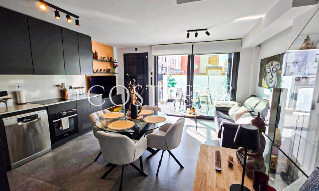 Resale - House -
Guardamar del Segura - Guardamar del Segura Centro