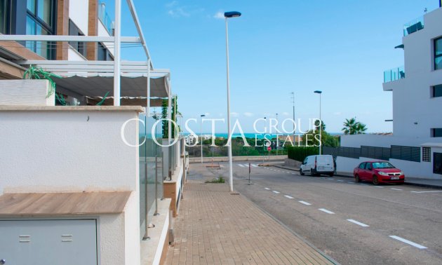 Resale - House -
Guardamar del Segura - Guardamar del Segura Centro