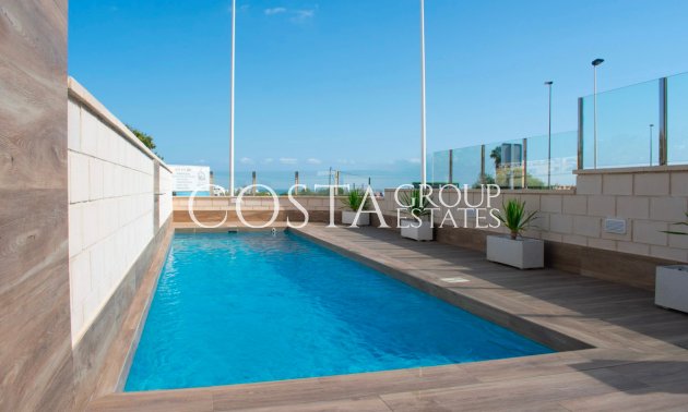 Resale - House -
Guardamar del Segura - Guardamar del Segura Centro