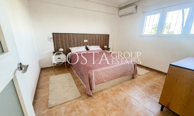 Herverkoop - Apartments -
Orihuela - Punta Prima