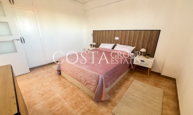 Herverkoop - Apartments -
Orihuela - Punta Prima