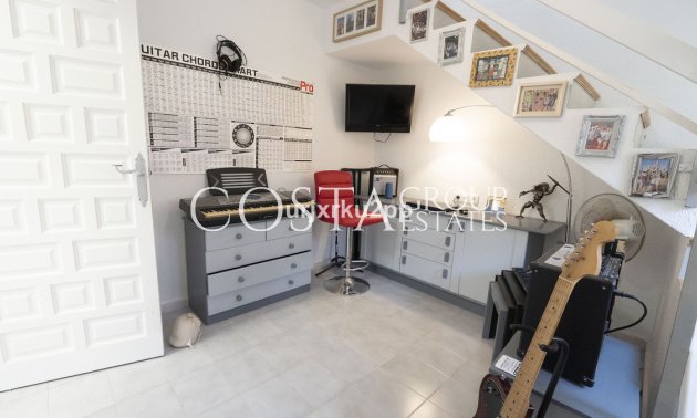 Resale - Villa -
Torrevieja - San Luis