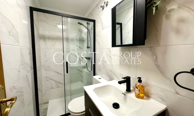 Resale - Apartments -
Torrevieja - Torrevieja Centro