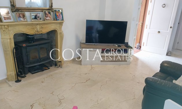 Revente - Villa -
Orihuela - Villamartin