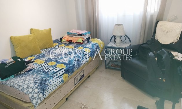 Revente - Villa -
Orihuela - Villamartin