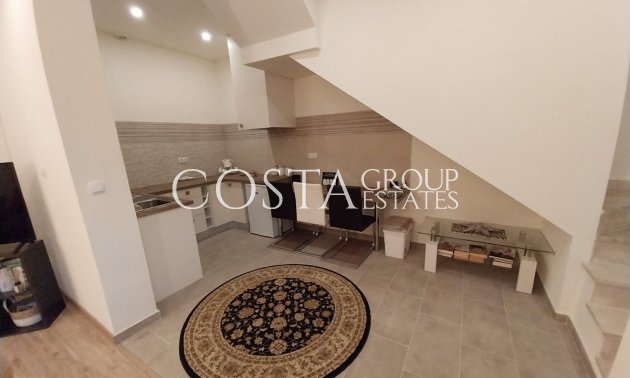 Revente - Villa -
Orihuela - Villamartin