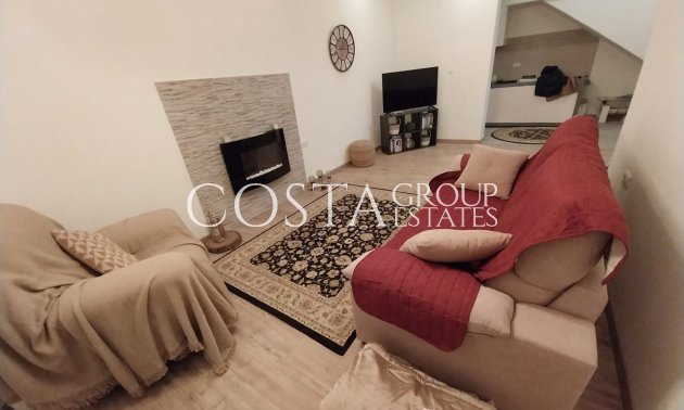 Revente - Villa -
Orihuela - Villamartin