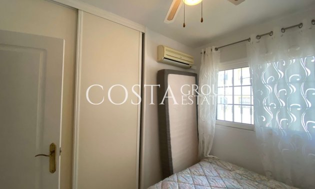 Revente - Villa -
Orihuela - Villamartin