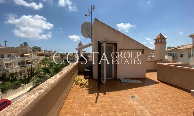 Revente - Villa -
Orihuela - Villamartin