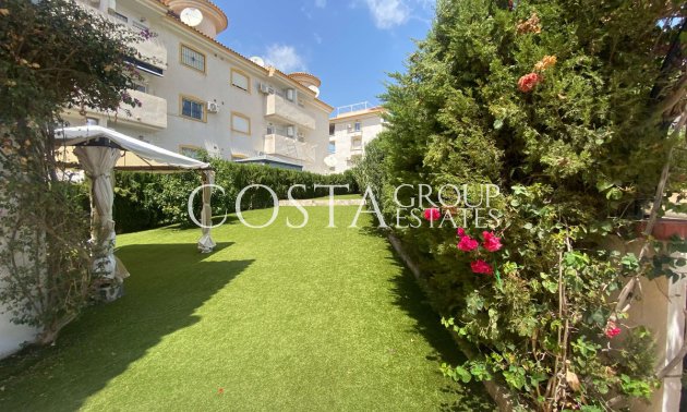 Revente - Villa -
Orihuela - Villamartin