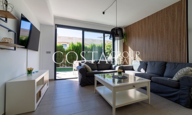 Revente - Villa -
Orihuela - Punta Prima