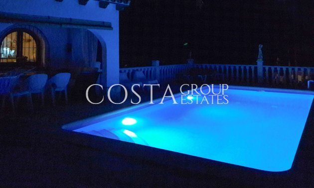 Resale - Villa -
Benissa - Benissa Centro