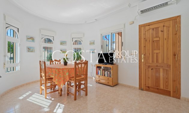 Revente - Maison -
Orihuela - Orihuela Costa