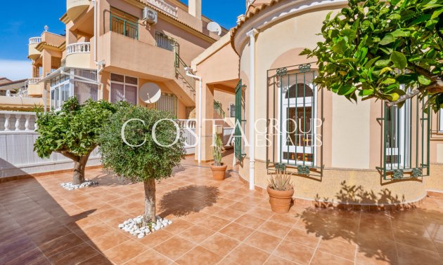 Revente - Maison -
Orihuela - Orihuela Costa