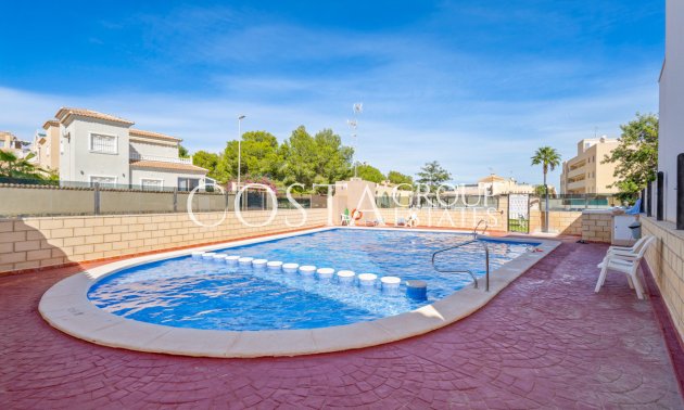 Revente - Maison -
Orihuela - Orihuela Costa