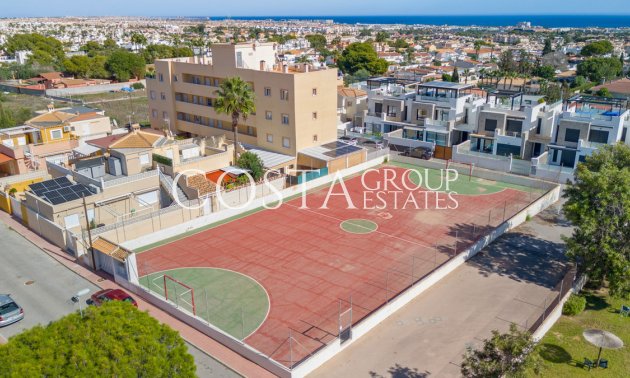 Revente - Maison -
Orihuela - Orihuela Costa