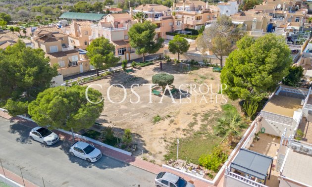 Revente - Maison -
Orihuela - Orihuela Costa