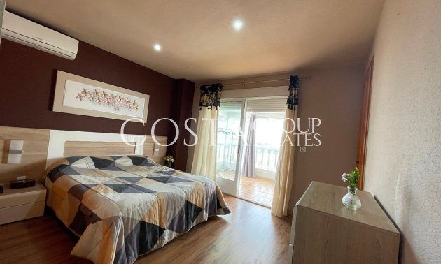 Wiederverkauf - Villa -
Benijofar