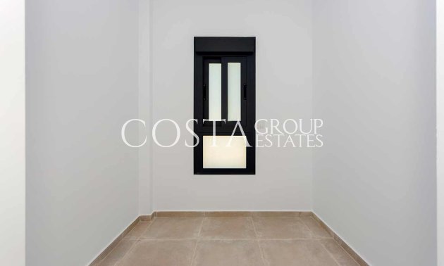 Nowy budynek - detached -
Daya Nueva