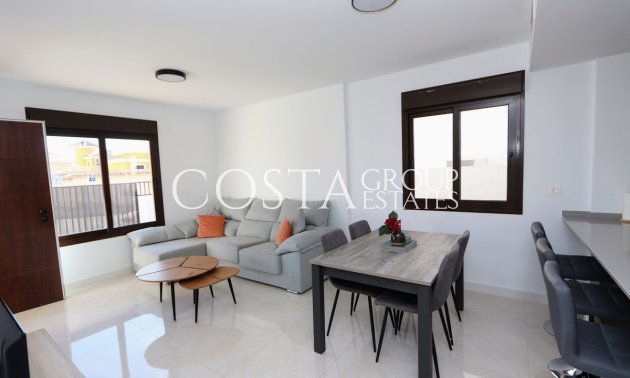 Revente - Villa -
Orihuela - Villamartin