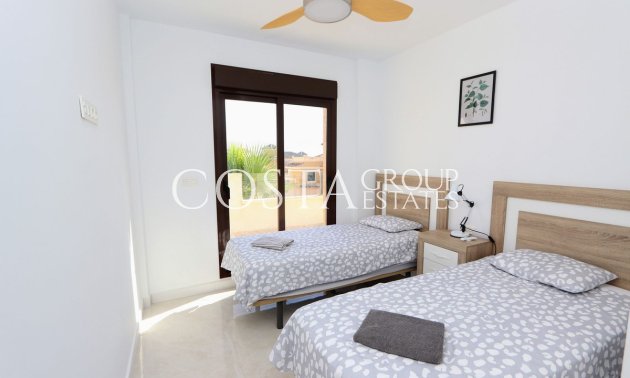 Revente - Villa -
Orihuela - Villamartin