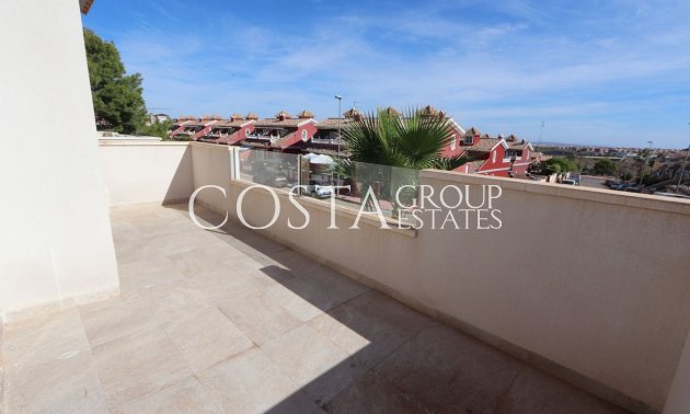 Revente - Villa -
Orihuela - Villamartin