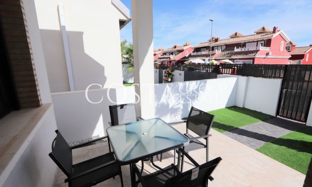 Revente - Villa -
Orihuela - Villamartin