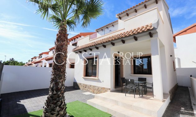 Revente - Villa -
Orihuela - Villamartin