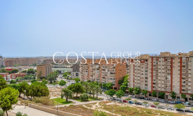 Herverkoop - Apartments -
Alicante - Alicante Centro
