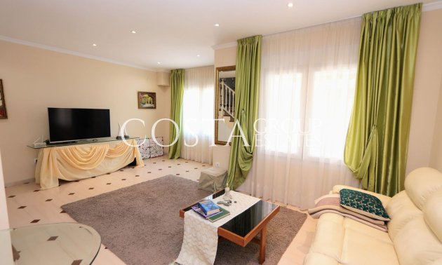 Herverkoop - Villa -
Torrevieja - Torrevieja Centro