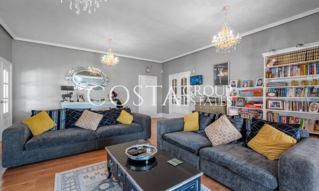 Revente - Villa -
Almoradí - Almoradi Centro