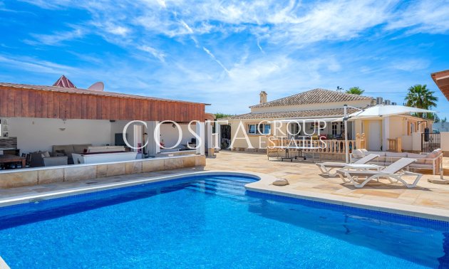 Revente - Villa -
Almoradí - Almoradi Centro