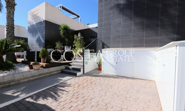 Revente - Villa -
Orihuela - Villamartin