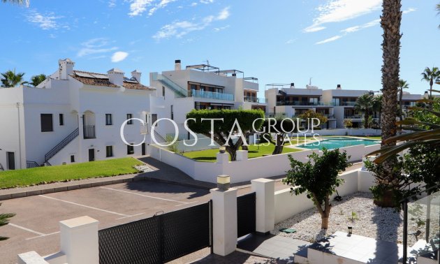 Revente - Villa -
Orihuela - Villamartin