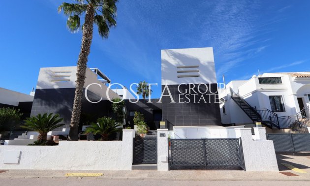 Revente - Villa -
Orihuela - Villamartin