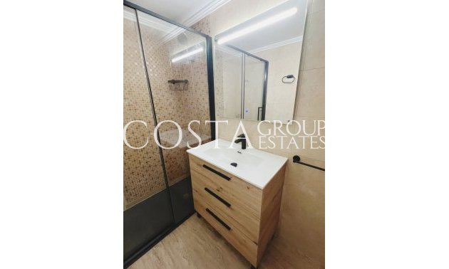 Herverkoop - Apartments -
Alicante - Alicante Centro