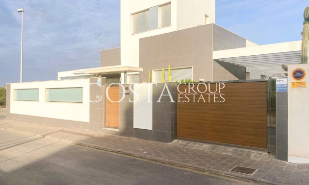 Revente - Villa -
Orihuela - Mil Palmeras