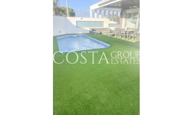 Revente - Villa -
Orihuela - Mil Palmeras