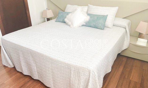 Revente - Villa -
Orihuela - Mil Palmeras