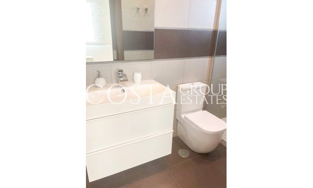 Revente - Villa -
Orihuela - Mil Palmeras