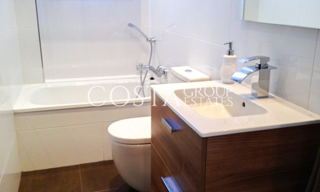 Revente - Villa -
Orihuela - Mil Palmeras