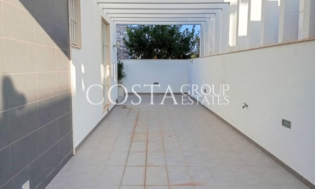 Revente - Villa -
Orihuela - Mil Palmeras