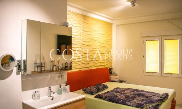 Resale - Apartments -
Torrevieja - Torrevieja Centro