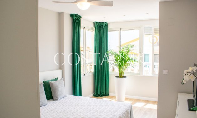 Resale - House -
Orihuela - Punta Prima