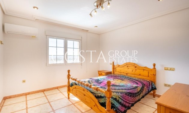 Herverkoop - Villa -
Torrevieja - El Chaparral