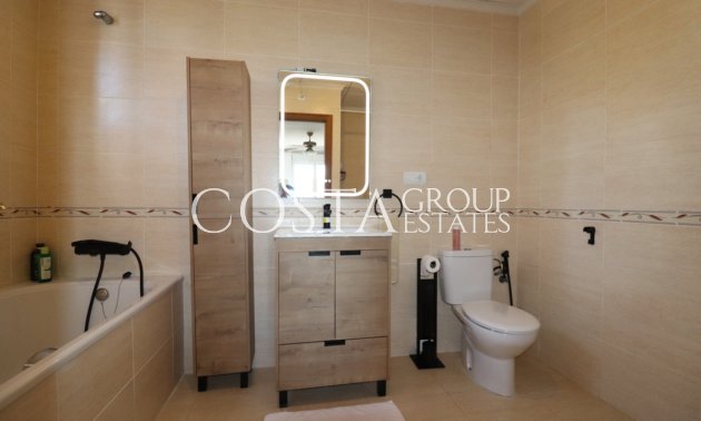 Resale - Villa -
Catral - Catral Centro